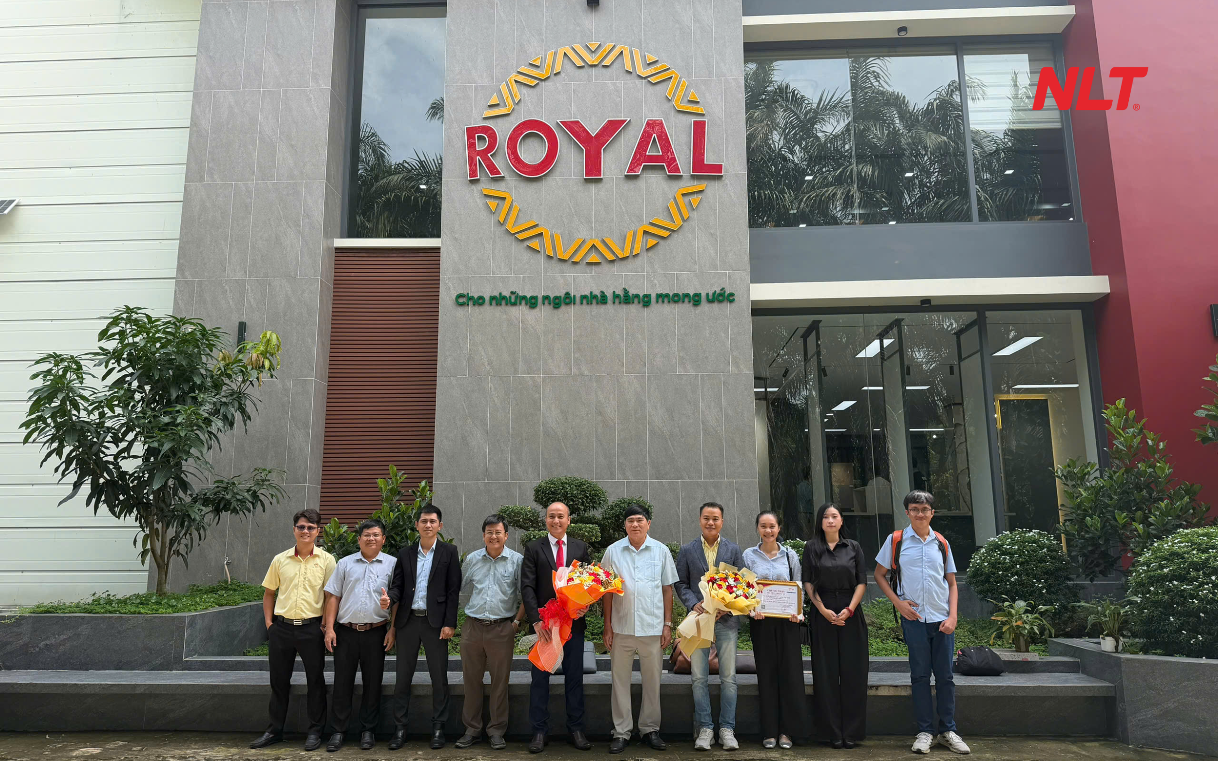 NLT Group ký kết hợp tác chiến lược cùng Royal Sintered Stone NLT Group kyskeest hợp tác chiến lược cùng royal sintered stone