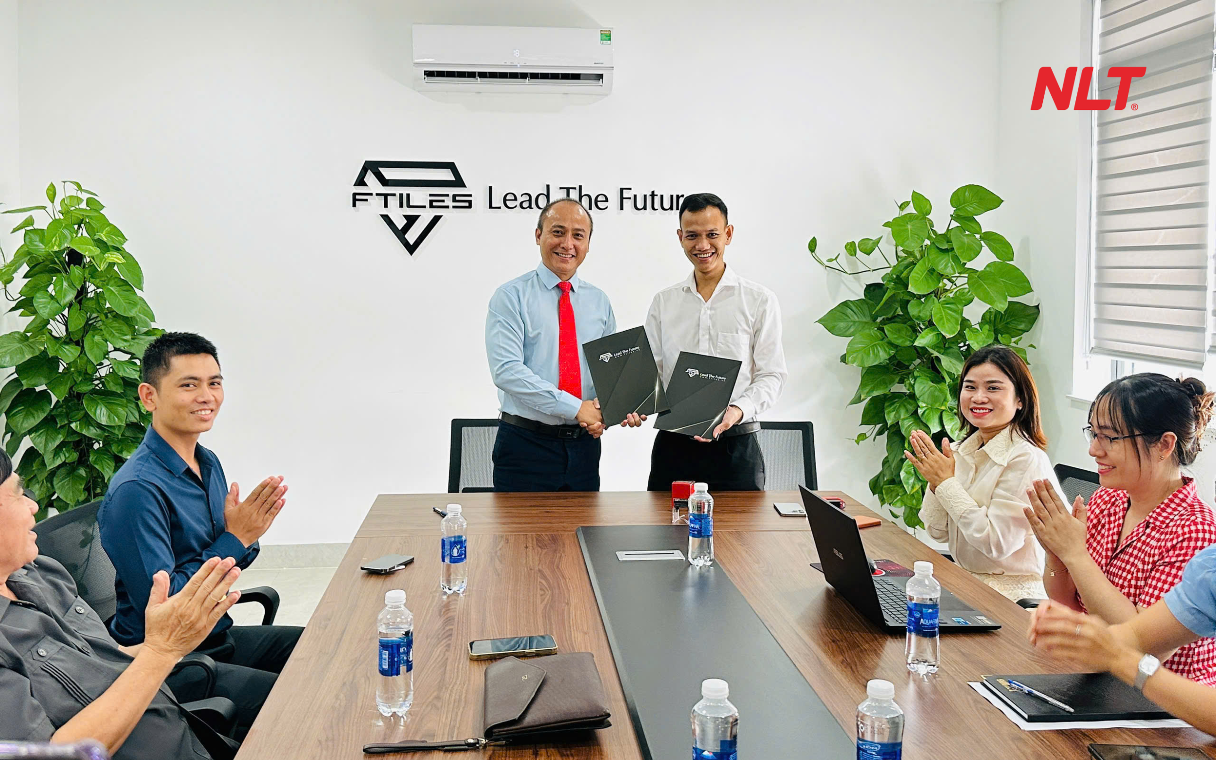 NLT Group ký kết hợp tác chiến lược toàn diện với Tập đoàn Gạch Millennium (Ấn Độ) NLT Group chính thức đại diện phân phối gạch ốp lát Millennium tại Việt Nam, đồng phát triển thị trường khu vực